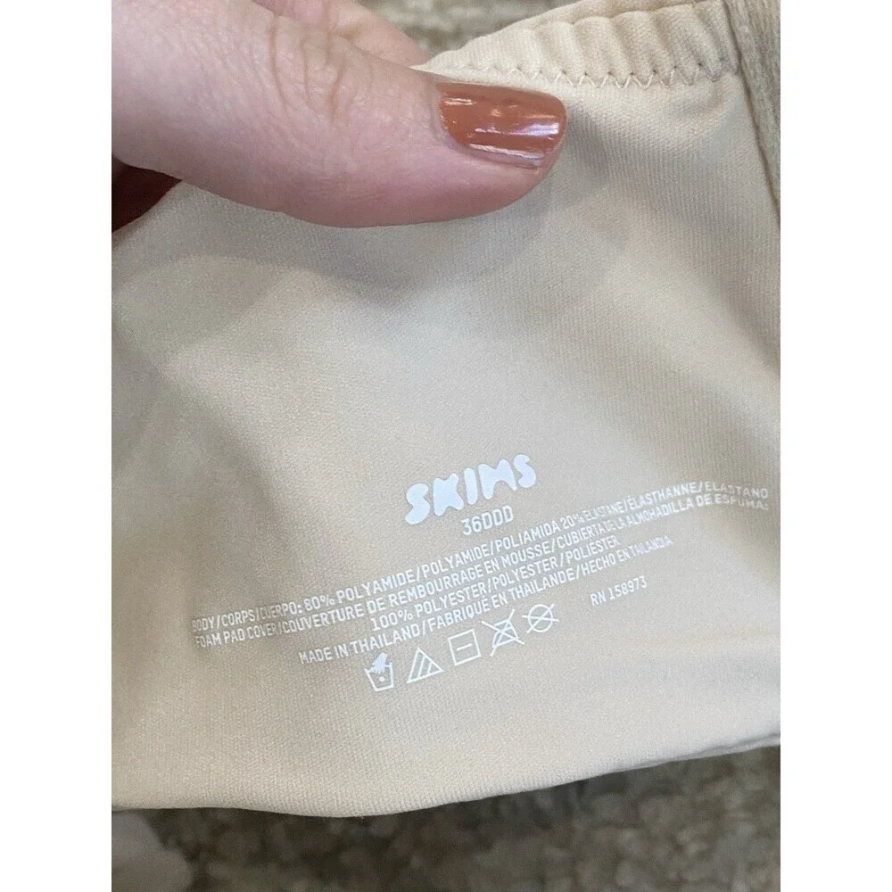 Set (2) SKIMS Fits Everybody T-Shirt Bras Set 34DDD & 36DDD Underwire Tan
